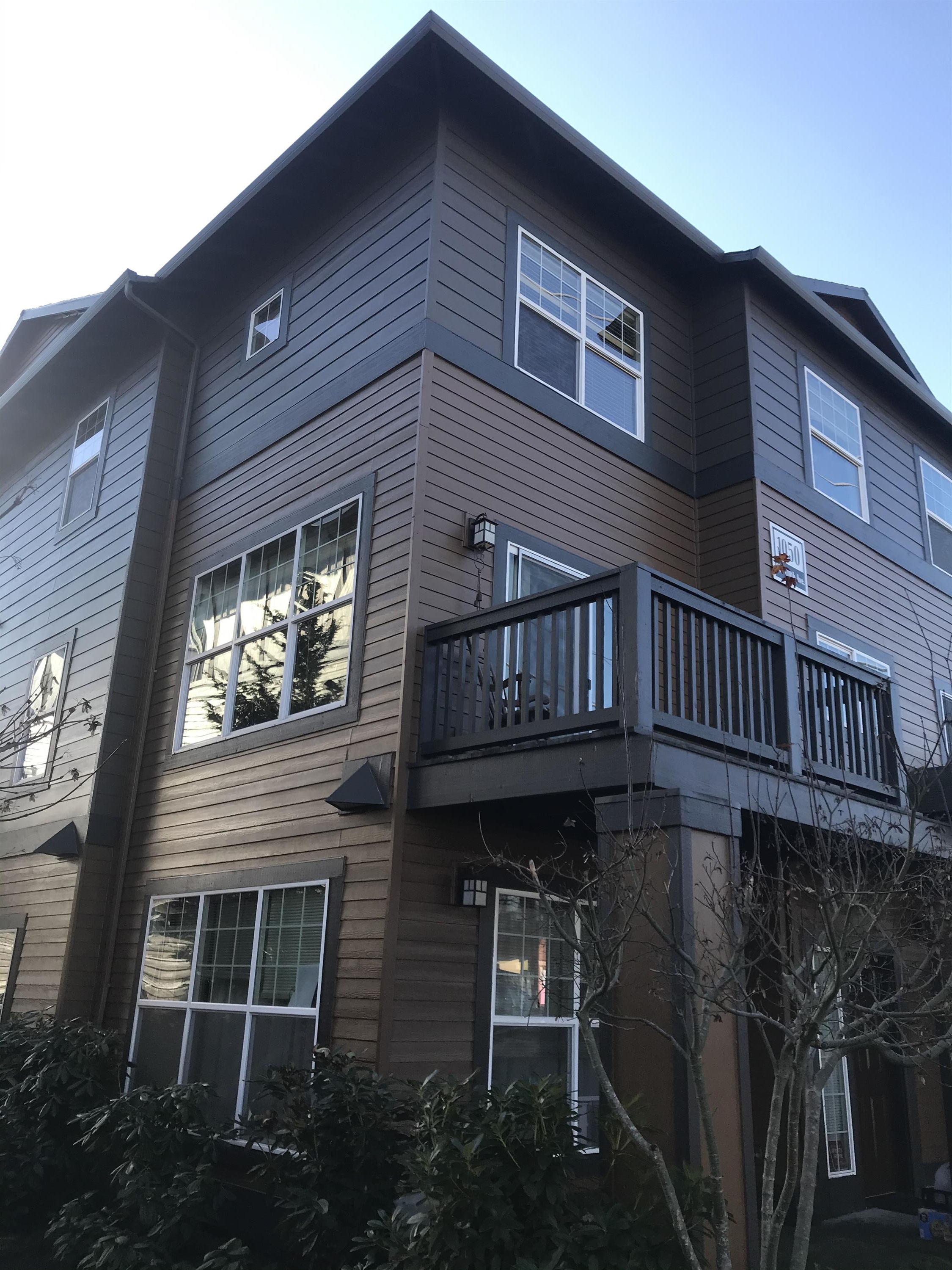 1050 SW 170th Avenue #201 - 1