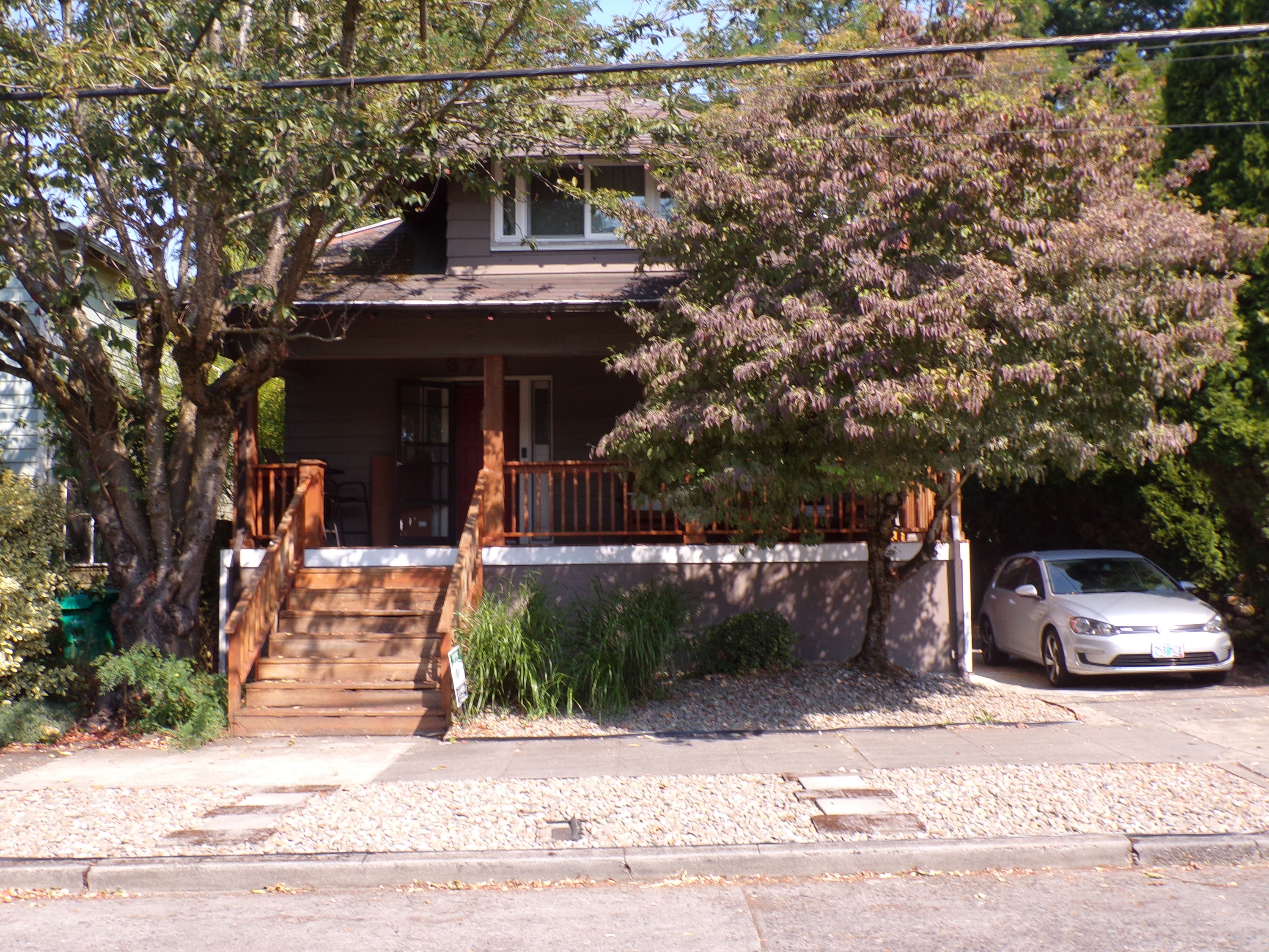3711 SE Franklin Street