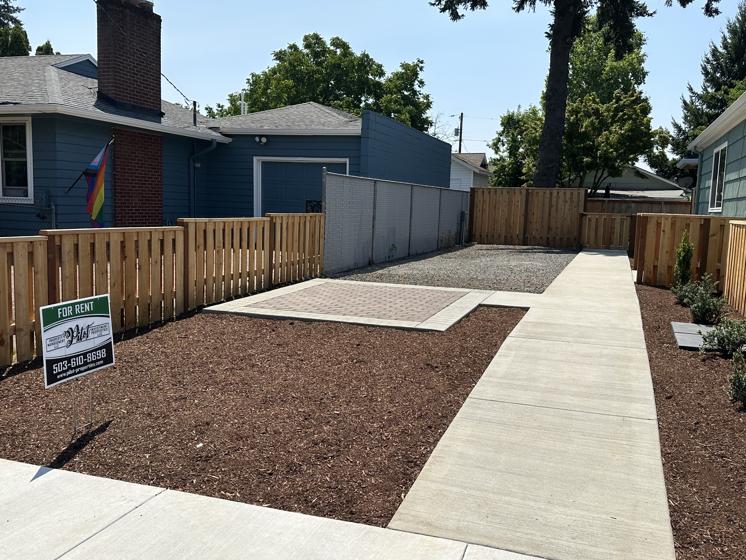 5618 SE Rhone Street - C