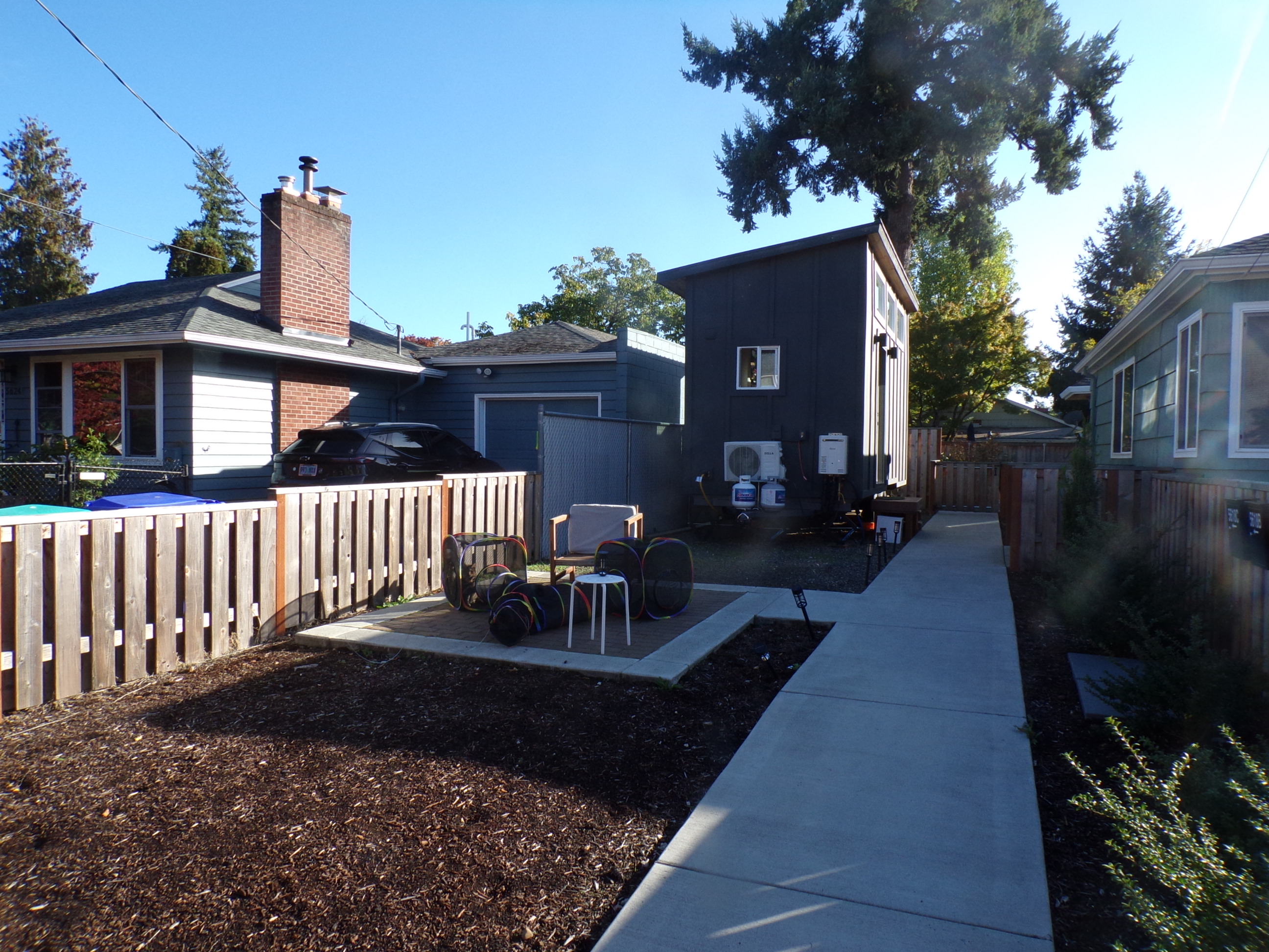 5618 SE Rhone Street - C